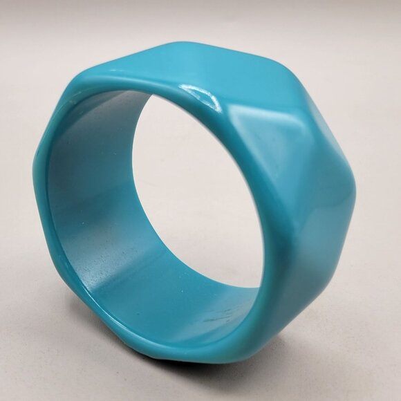 Turquoise Acrylic Bangle Bracelet Wide Geometric Design - Picture 1 of 8